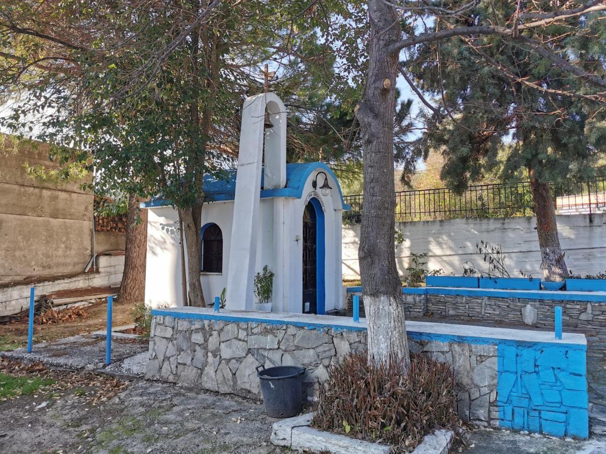 Nia'S Apartment By The Sea Nea Iraklitsa Экстерьер фото